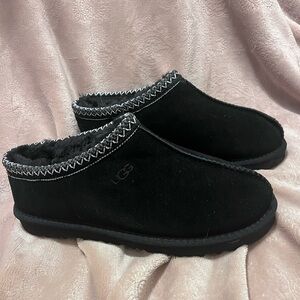 UGG Tasman Black Slippers